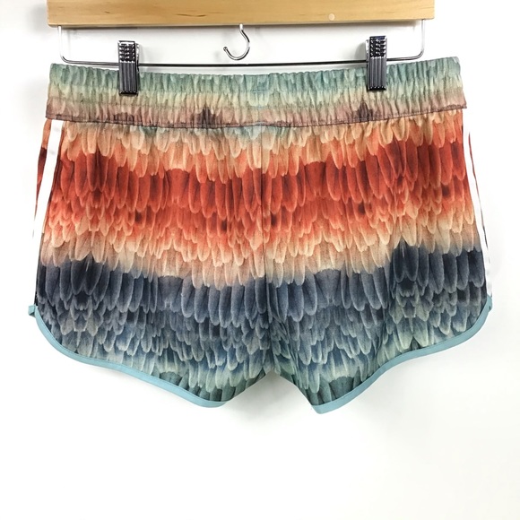 ADIDAS | Farm Menire Top & Shorts Set - Picture 6 of 10